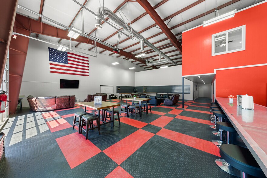 More Photos Of 11858 S Highway 191, Moab Industrial For Lease