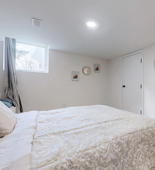 More Photos Of 46 Monclova Rd, Toronto Apartments For Sale