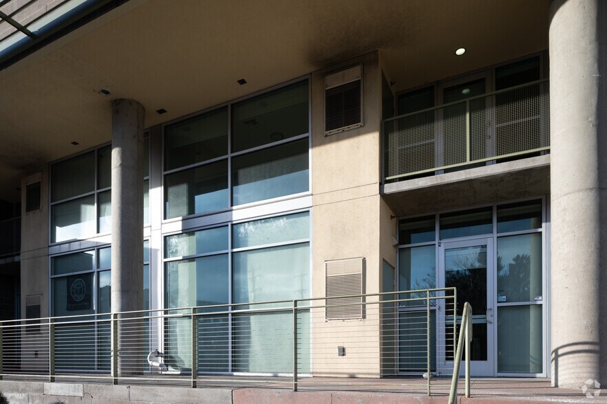 More Photos Of 2785 N Speer Blvd, Denver Apartments For Lease