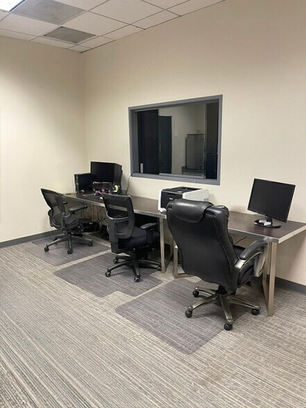 More Photos Of 28486 Westinghouse Pl, Valencia Warehouse For Lease
