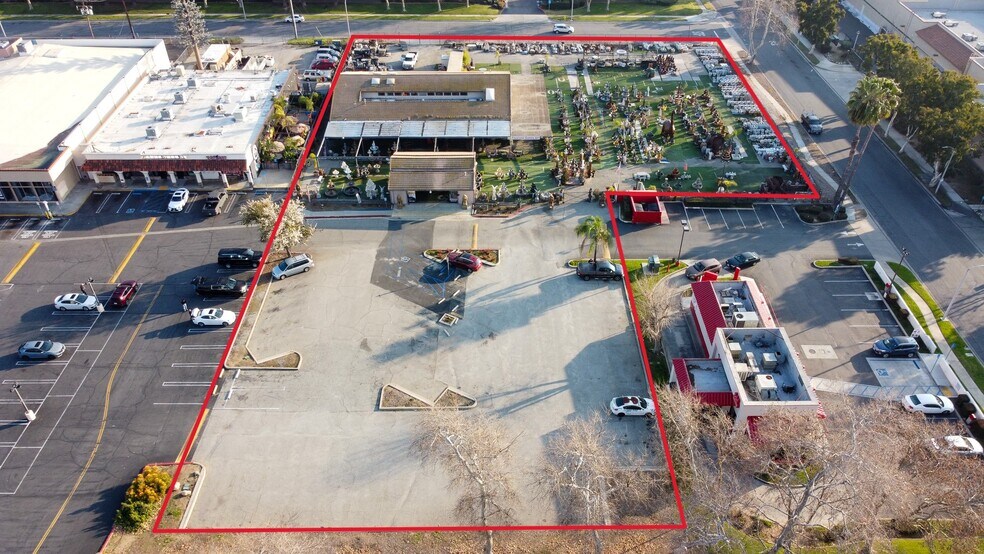 More Photos Of 9445 Foothill Blvd, Rancho Cucamonga Storefront For Lease