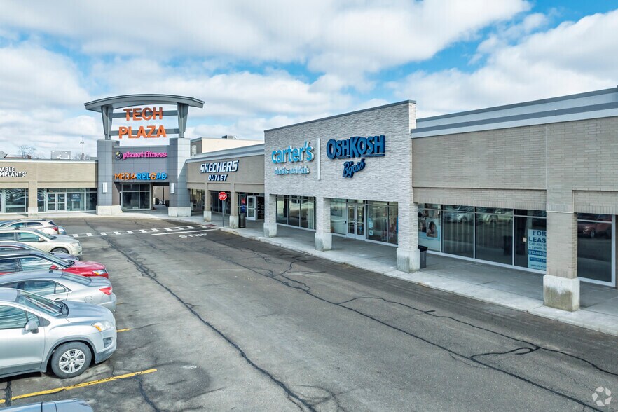 More Photos Of 8301-8399 E 12 Mile Rd, Warren Unknown For Lease