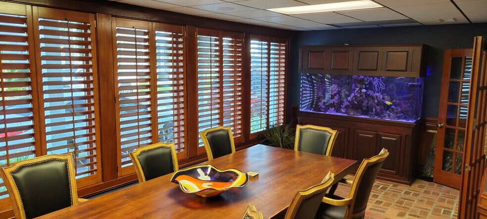 More Photos Of 627 E Government St, Pensacola Office For Sale