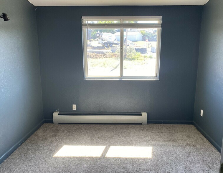 More Photos Of 8221 Bradburn Dr, Westminster Office For Sale