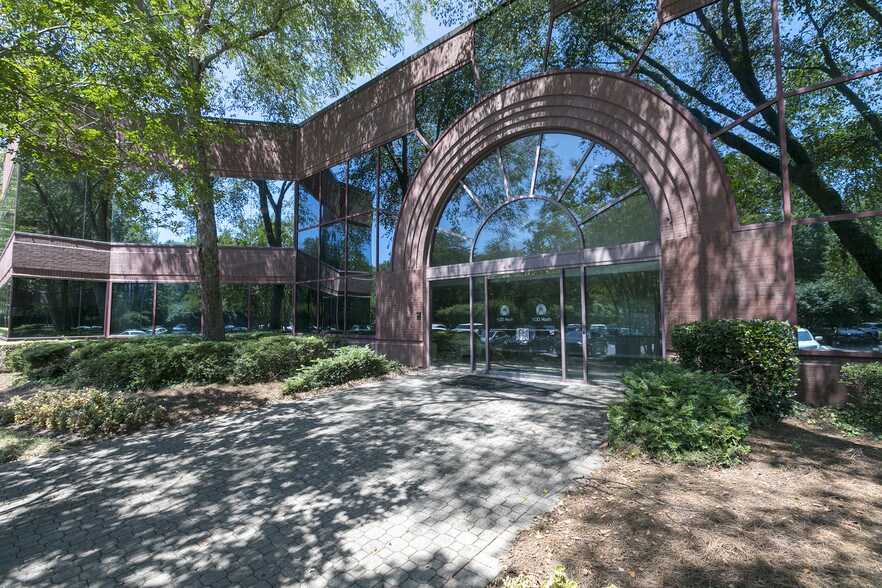 More Photos Of 1130 Northchase Pky SE, Marietta Office For Lease