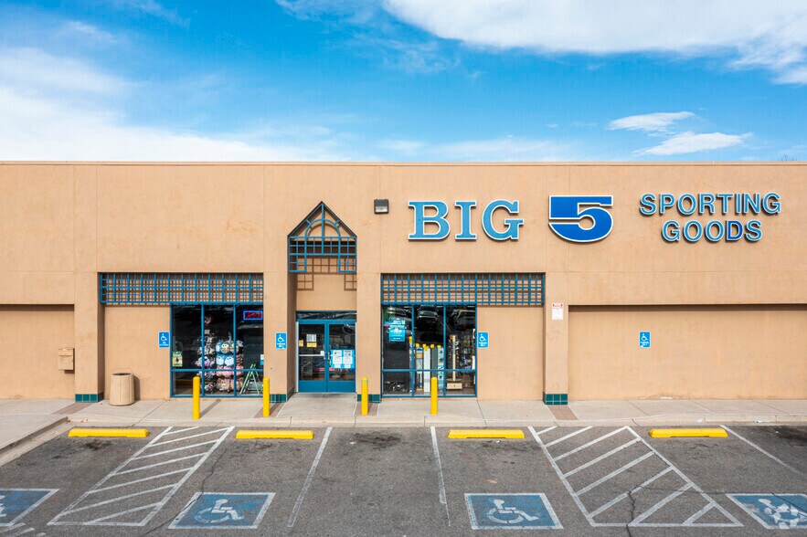 More Photos Of 9301 Coors Blvd NW, Albuquerque Unknown For Lease