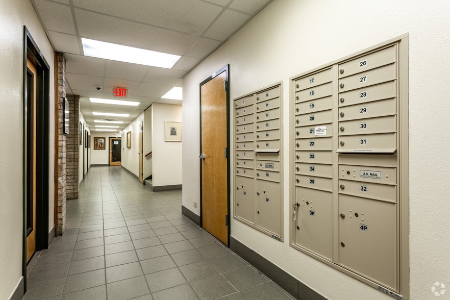 More Photos Of 4400-4402 Vance Jackson Rd, San Antonio Office For Lease