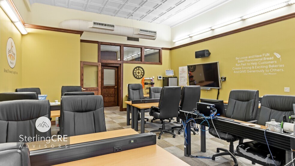 More Photos Of 28 S Montana St, Dillon Office For Sale