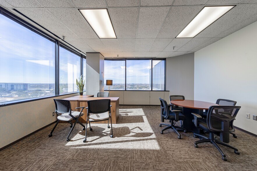 More Photos Of 1400 Preston Rd, Plano Office For Lease