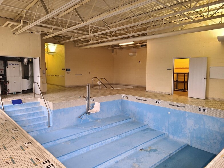 More Photos Of 6401 Prairie St, Norton Shores Medical For Lease