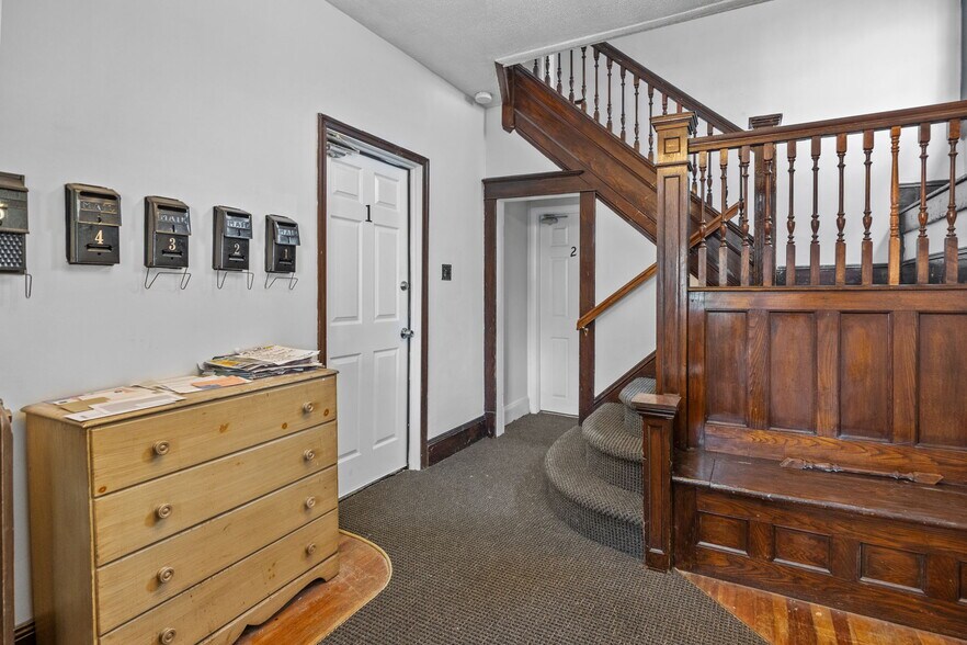 More Photos Of 231 Washington St, Morrisville Apartments For Sale