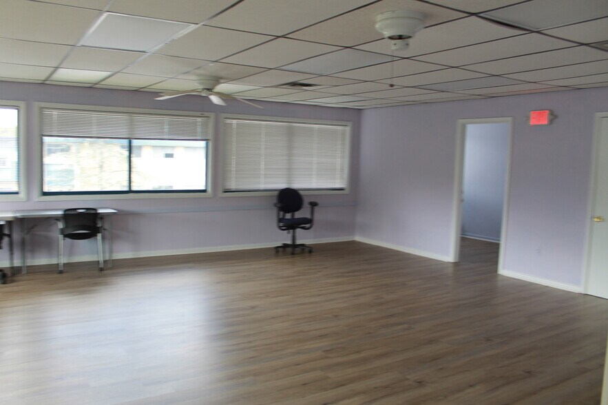 More Photos Of 3321 Doris Ave, Ocean Unknown For Lease