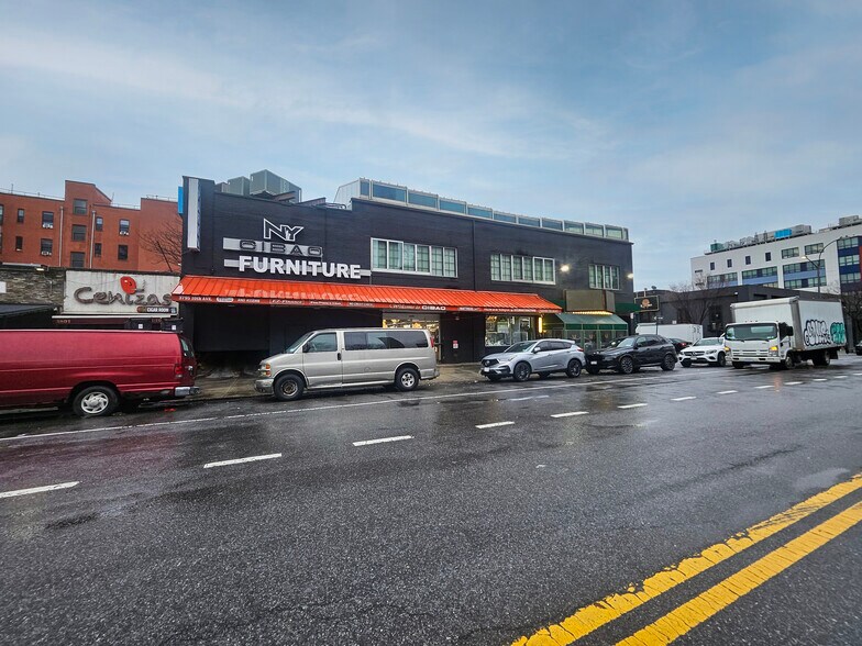 Primary Photo Of 3795 Tenth Ave, New York General Retail For Lease
