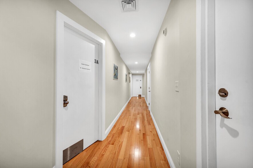 More Photos Of 4 Broadway Avenue Ext, Mystic Office For Sale