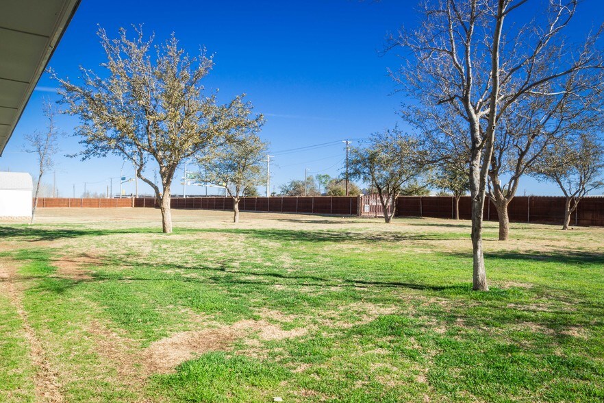 More Photos Of 3229 N Fairgrounds Rd, Midland Land For Sale