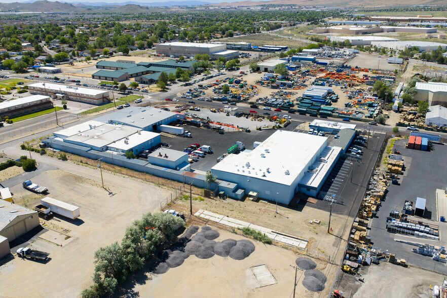 More Photos Of 5601 Echo Ave, Reno Warehouse For Lease