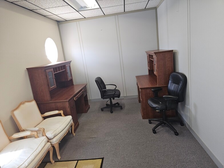 More Photos Of 441-445 5th Ave, Indialantic Office For Lease