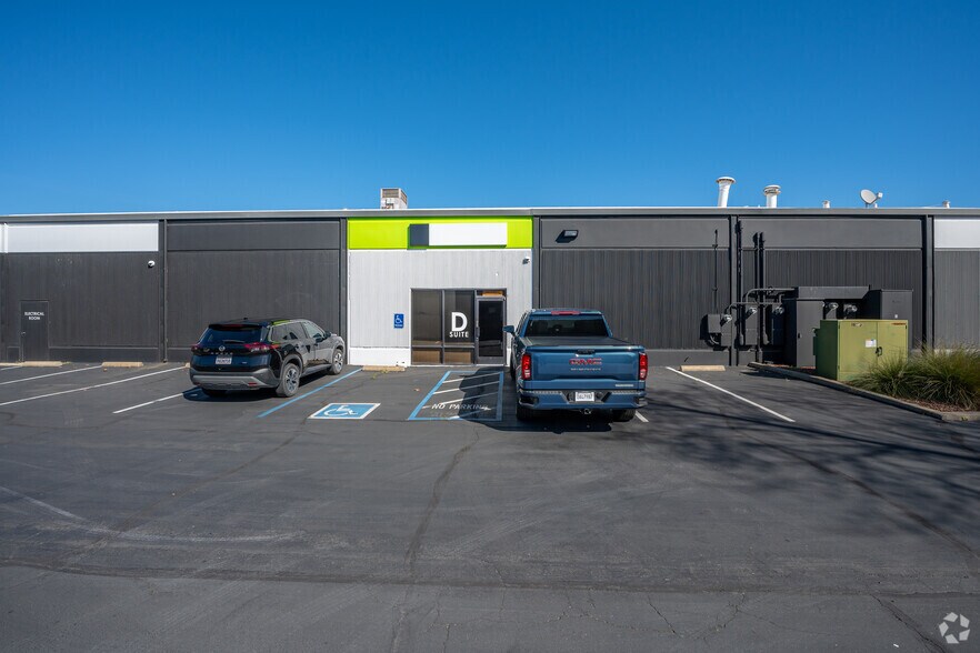 More Photos Of 9881-9969 Horn Rd, Sacramento Unknown For Lease