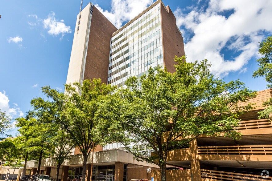 More Photos Of 323 Center St, Little Rock Office For Sale