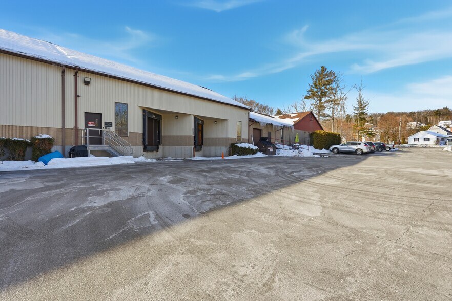 More Photos Of 539 North Rd, Westfield Manufacturing For Sale