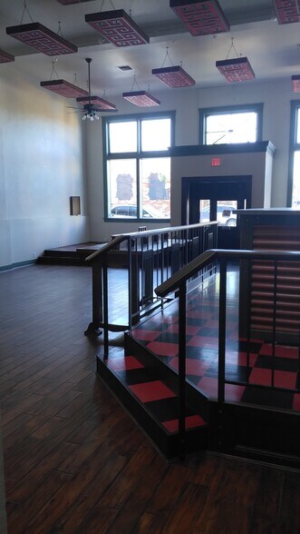 More Photos Of 907 Main St, Clarkdale General Retail For Lease