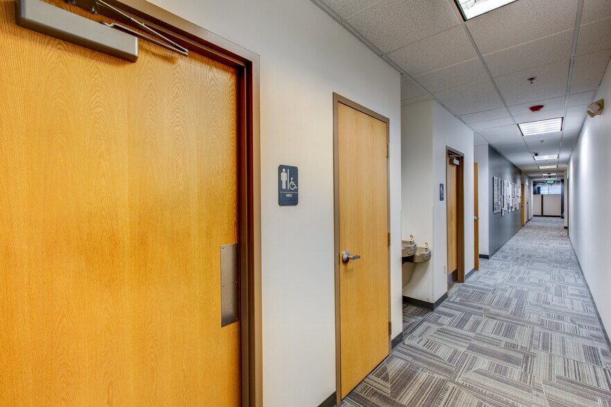 More Photos Of 5630 Ward Rd, Arvada Flex For Sale