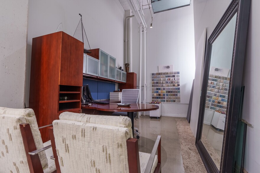 More Photos Of 2210 Blake St, Denver Apartments For Lease