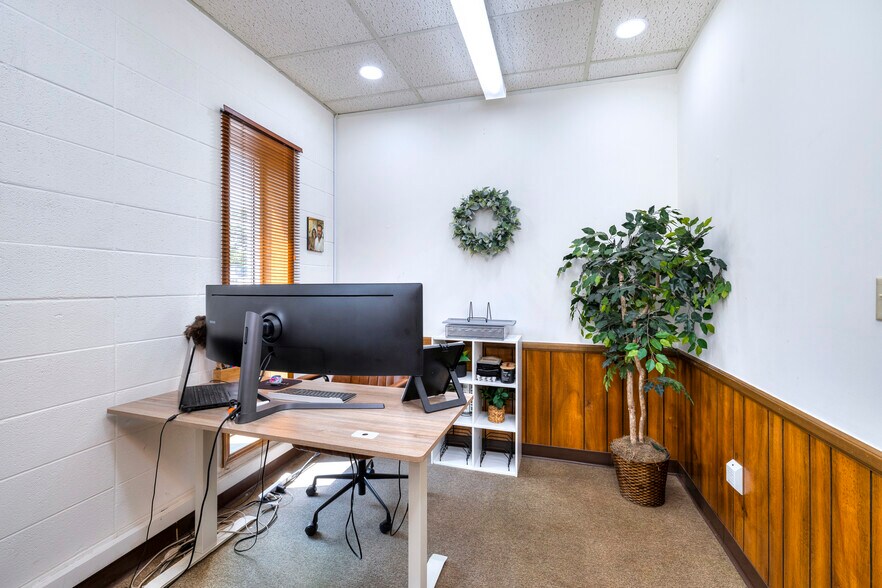 More Photos Of 410 W Liberty St, Sumter Office Residential For Sale