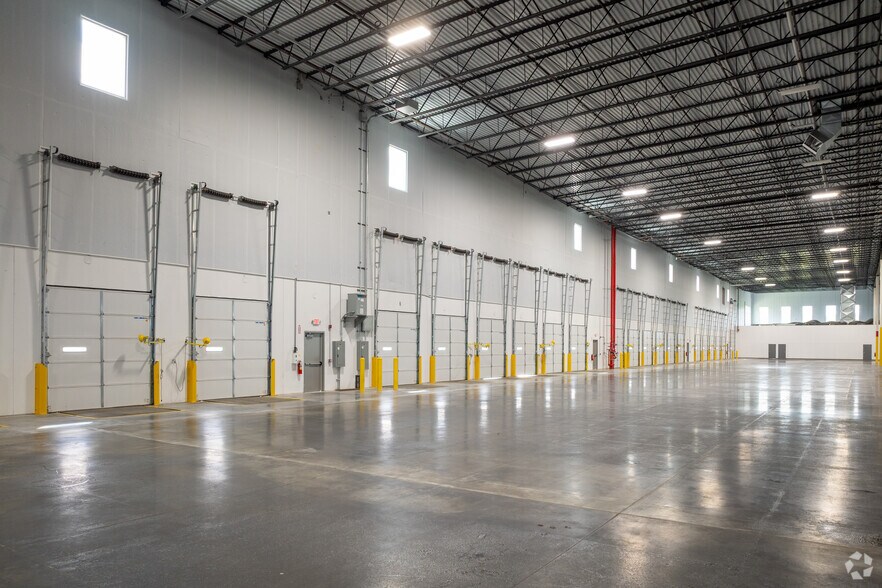 More Photos Of 500 Halls Mill Rd, Freehold Distribution For Lease