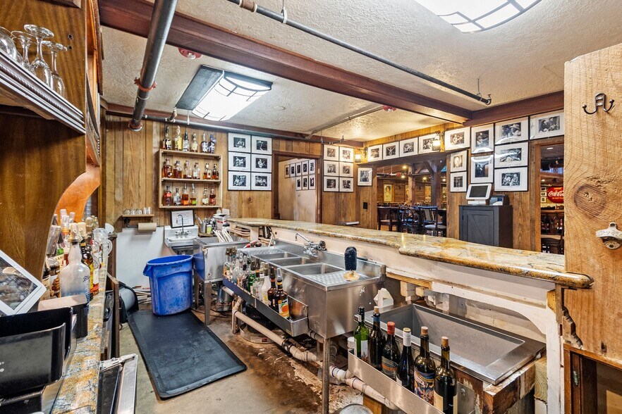 More Photos Of 25911 I-45, Spring Restaurant For Sale