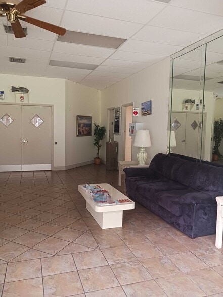 More Photos Of 2901 NW 48th Ave, Lauderdale Lakes Apartments For Sale