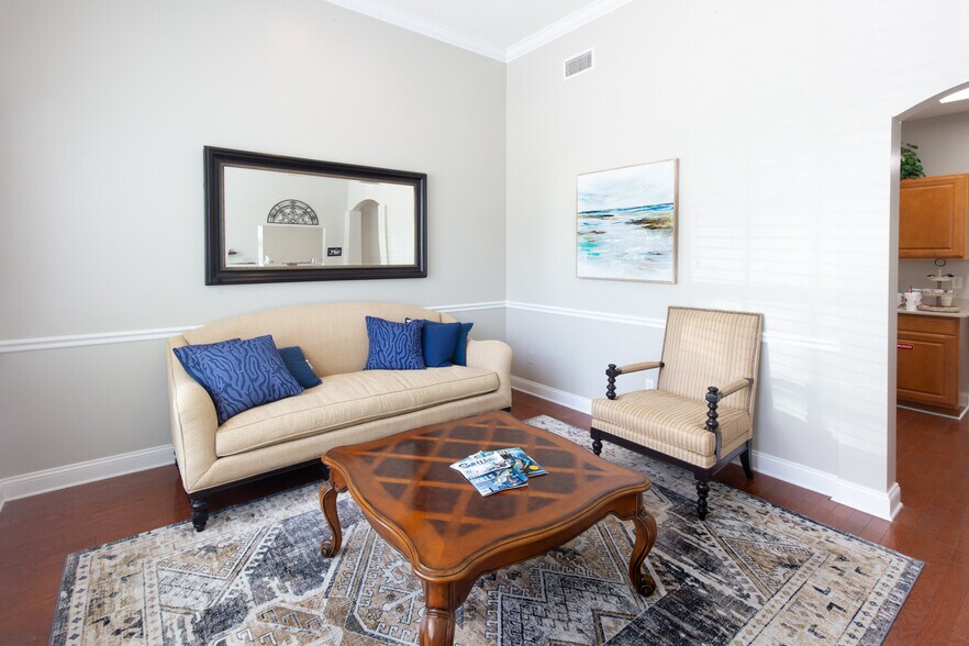 More Photos Of 3840 Belfort Rd, Jacksonville Office For Lease