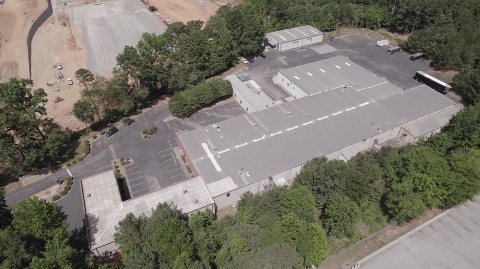 More Photos Of 1394 Broadway Ave, Braselton Warehouse For Sale