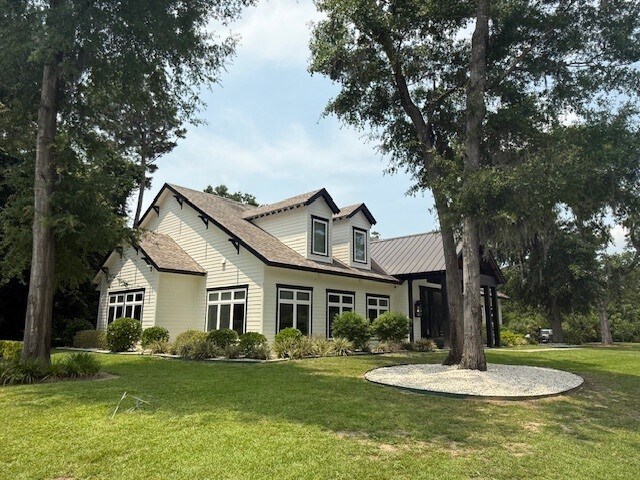 More Photos Of 109 Bryan Woods Rd, Savannah Office Residential For Lease