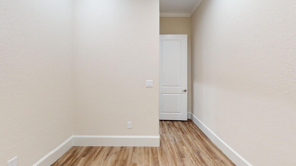 More Photos Of 11023 Northpointe Blvd, Tomball Medical For Sale