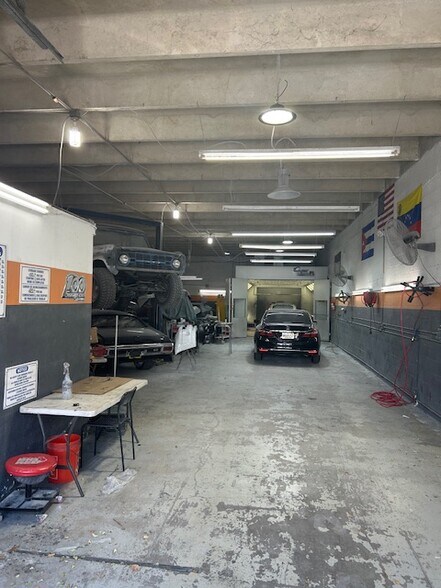 More Photos Of 10750-10796 SW 188th St, Miami Warehouse For Lease