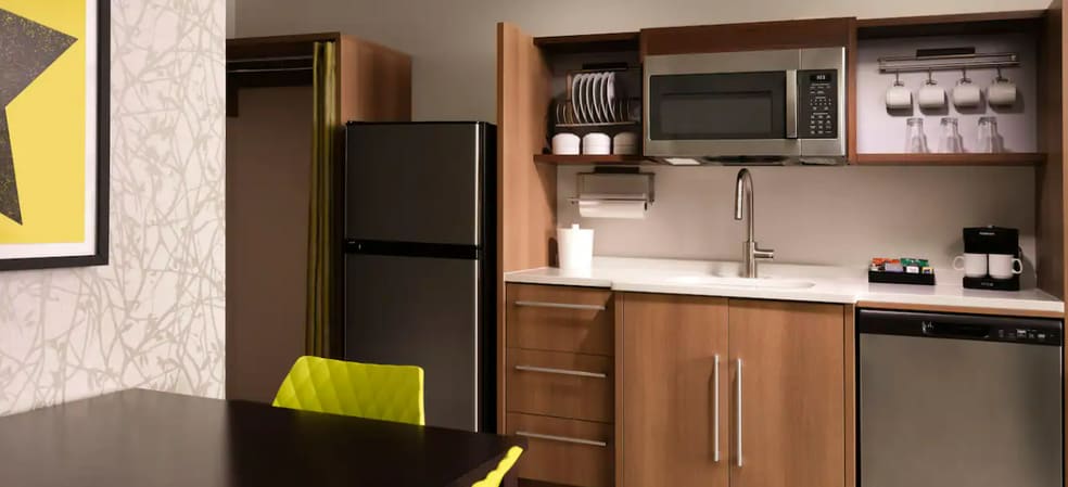 More Photos Of 1005 Landmark Blvd, Tupelo Hotel For Sale