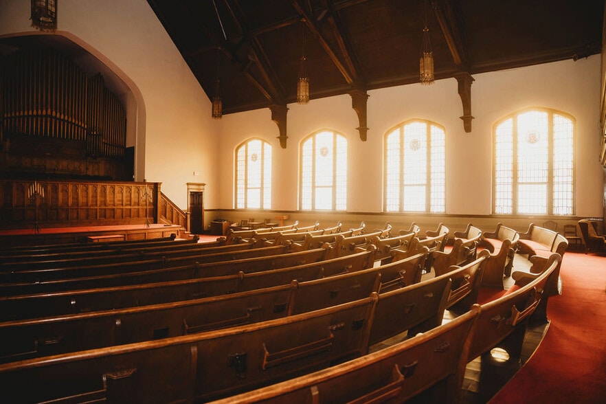 More Photos Of 501 Prospect St, Beloit Religious Facility For Lease