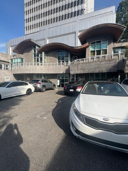 More Photos Of 6334-6340 Wilshire Blvd, Los Angeles Loft Creative Space For Lease