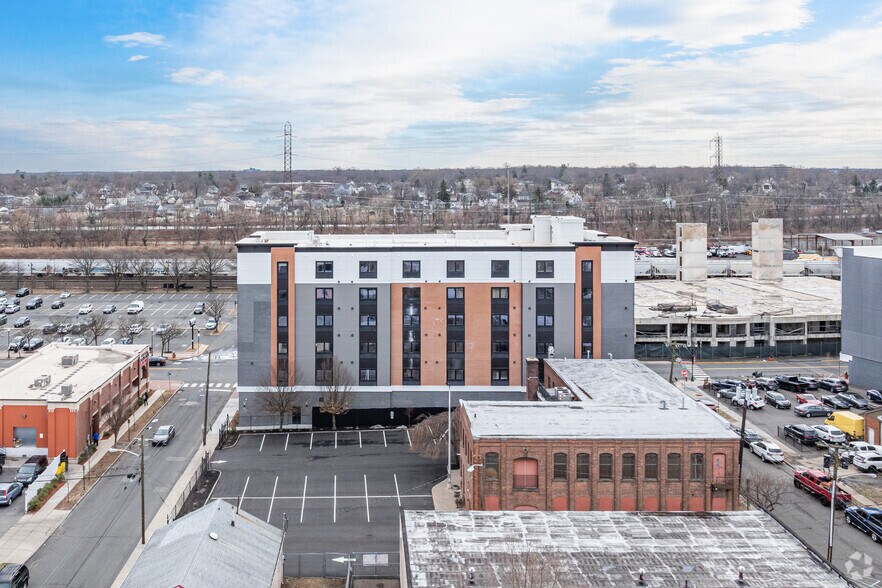 More Photos Of 1 E Main St, Bound Brook Apartments For Lease