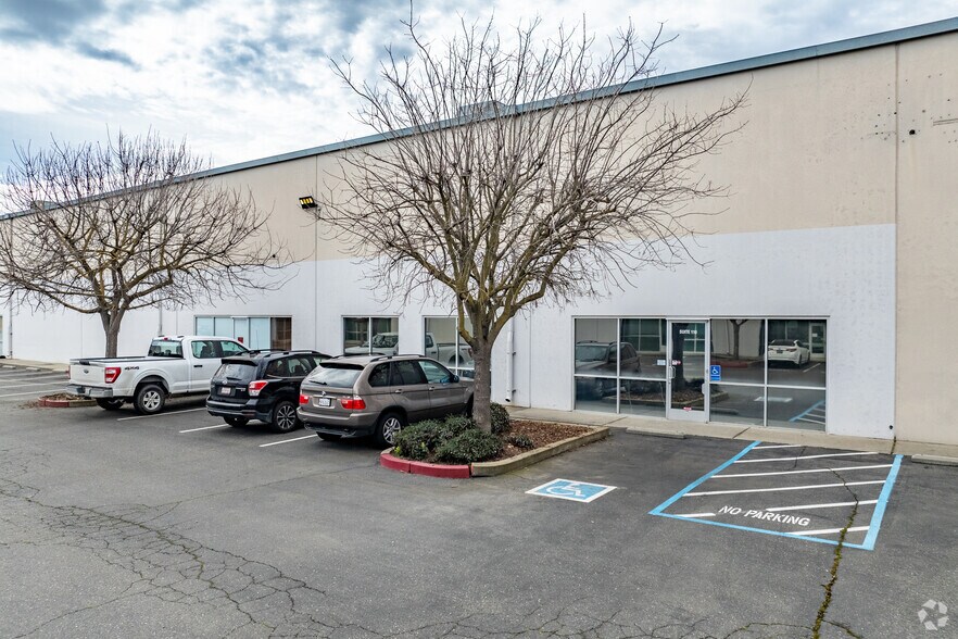 More Photos Of 859 F St, West Sacramento Industrial For Sale