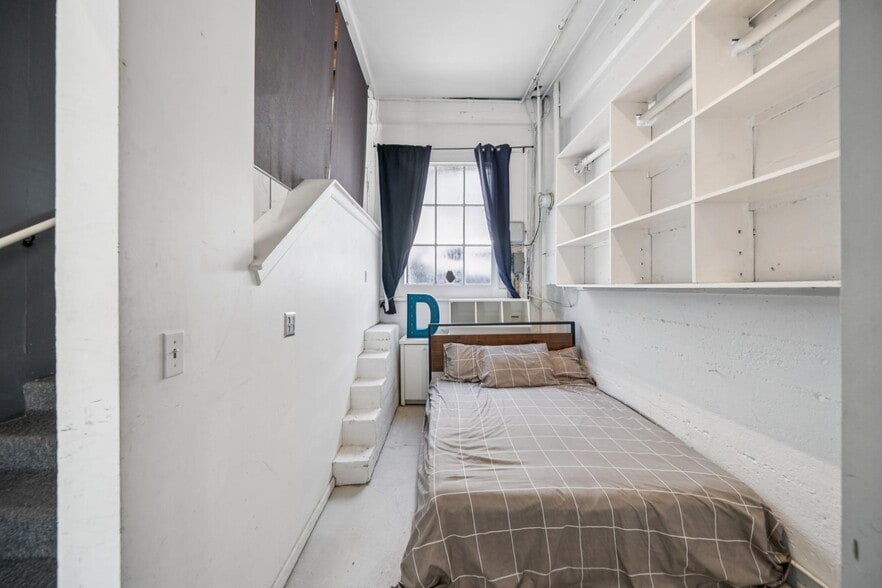 More Photos Of 237 Clara St, San Francisco Office For Sale