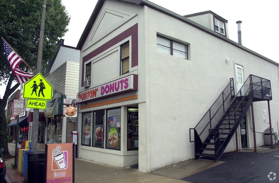 More Photos Of 586 Bloomfield Ave, Montclair Restaurant For Lease