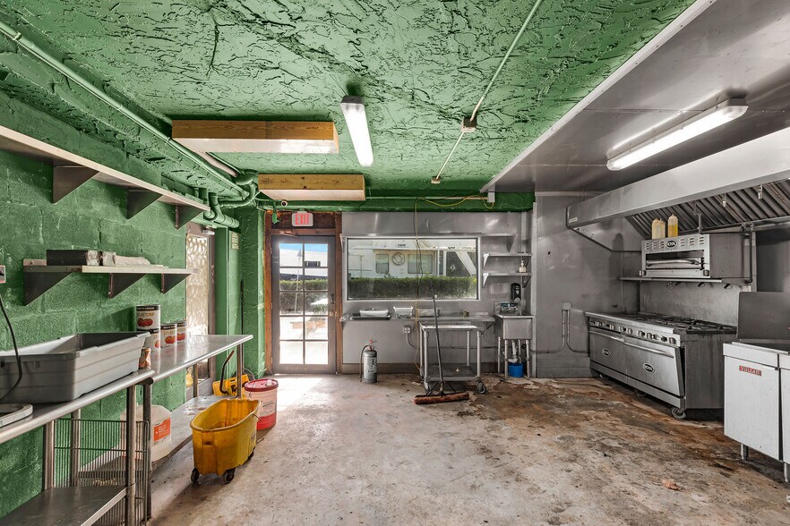 More Photos Of 90311 Old Hwy, Tavernier General Retail For Sale