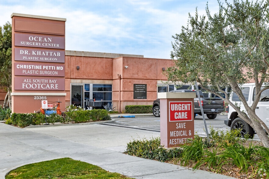 More Photos Of 23365 Hawthorne Blvd, Torrance Medical For Lease