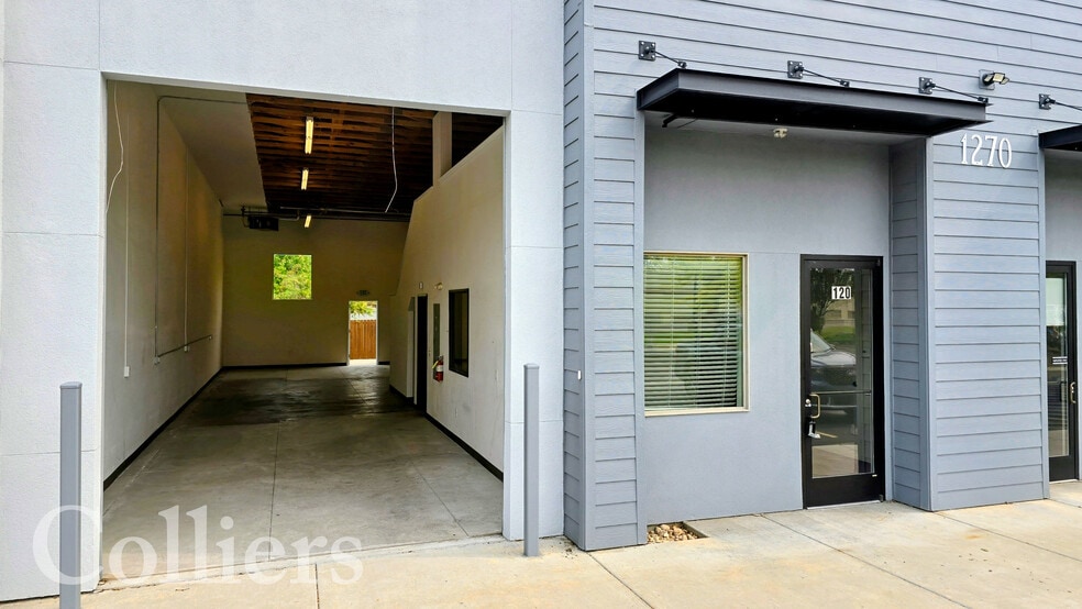 More Photos Of 1270-1300 E Fairview Ave, Meridian Light Distribution For Lease