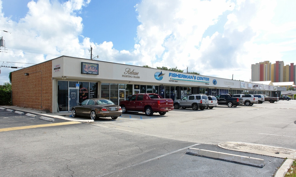 More Photos Of 40-100 E Blue Heron Blvd, Riviera Beach Unknown For Lease