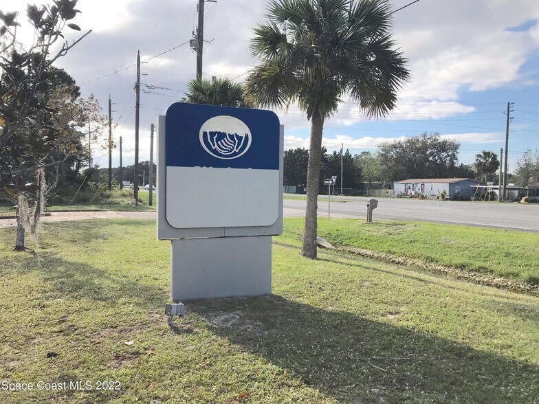 More Photos Of 3239 Hwy 1 N, Mims Office For Lease