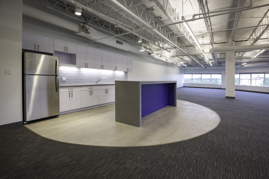 More Photos Of 40 Richards Ave, Norwalk Office For Lease