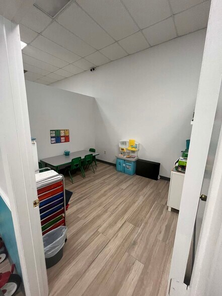 More Photos Of 1117 E Hallandale Beach Blvd, Hallandale Beach Medical For Lease